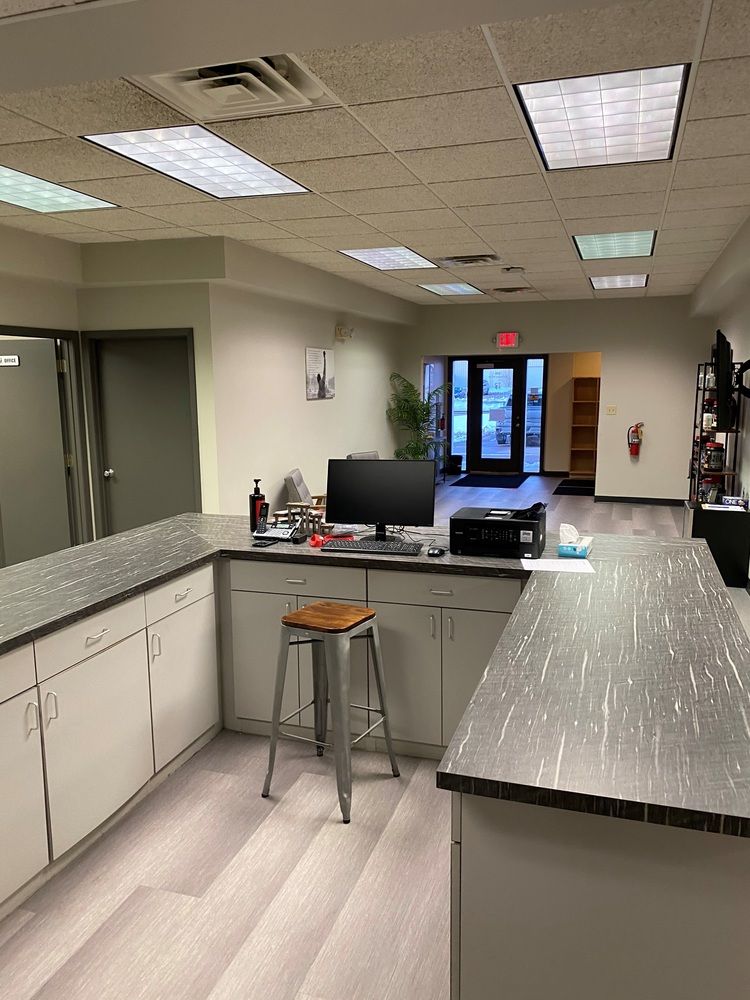 Thrive Fitness Building: 116 Gateway Dr, North Sioux City, SD 57049